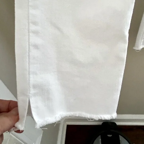 Wit & Wisdom ‘Ab'Solution Raw Hem High Waist Crop Slim Jeans. - Picture 11 of 15